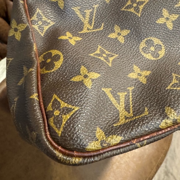 Authentic Louis vuitton speedy 30 monogram - Picture 9 of 16